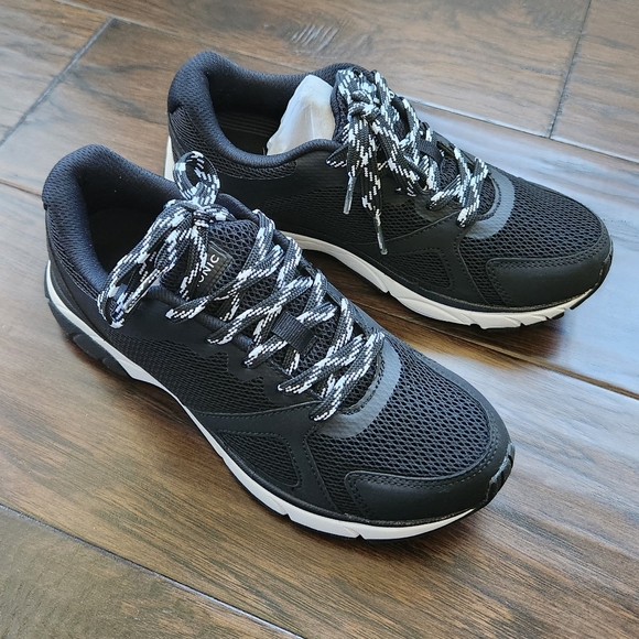 VIONIC tokyo in black. Women's size 6.5. Like new only tried on. - Picture 2 of 12